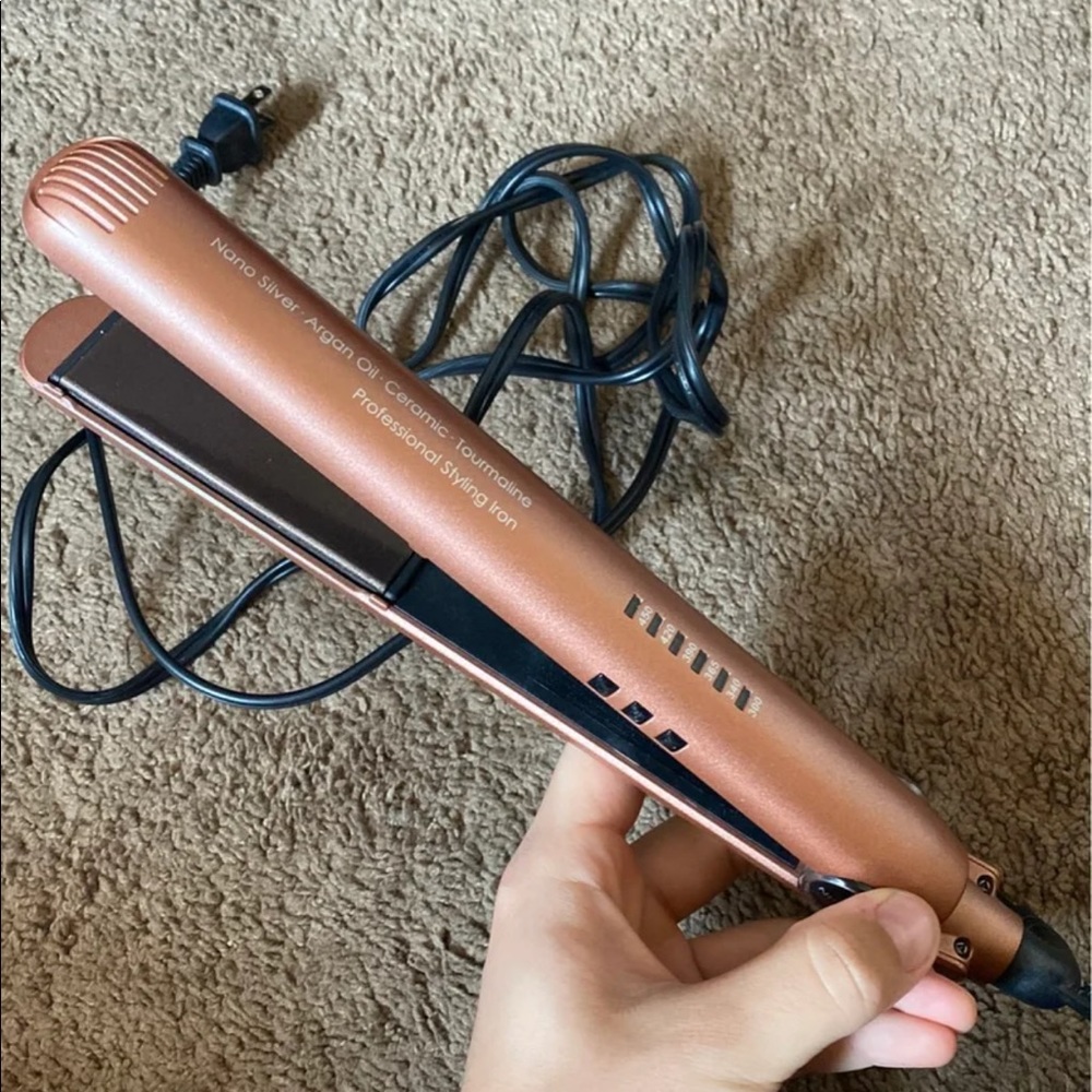 Nition Hair Straightener